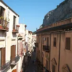Al 199 * Cefalù